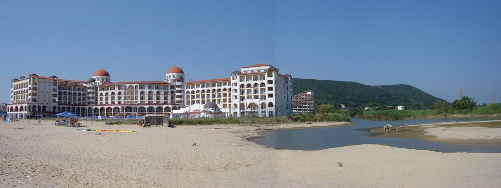 Hotel Helios Bay by VeJi5