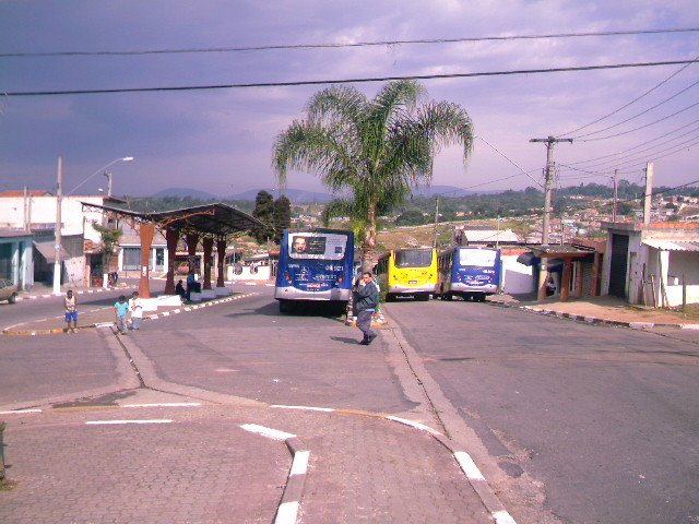 Terminal Rodoviário do Jardim São José, Poá - SP by João Paulo