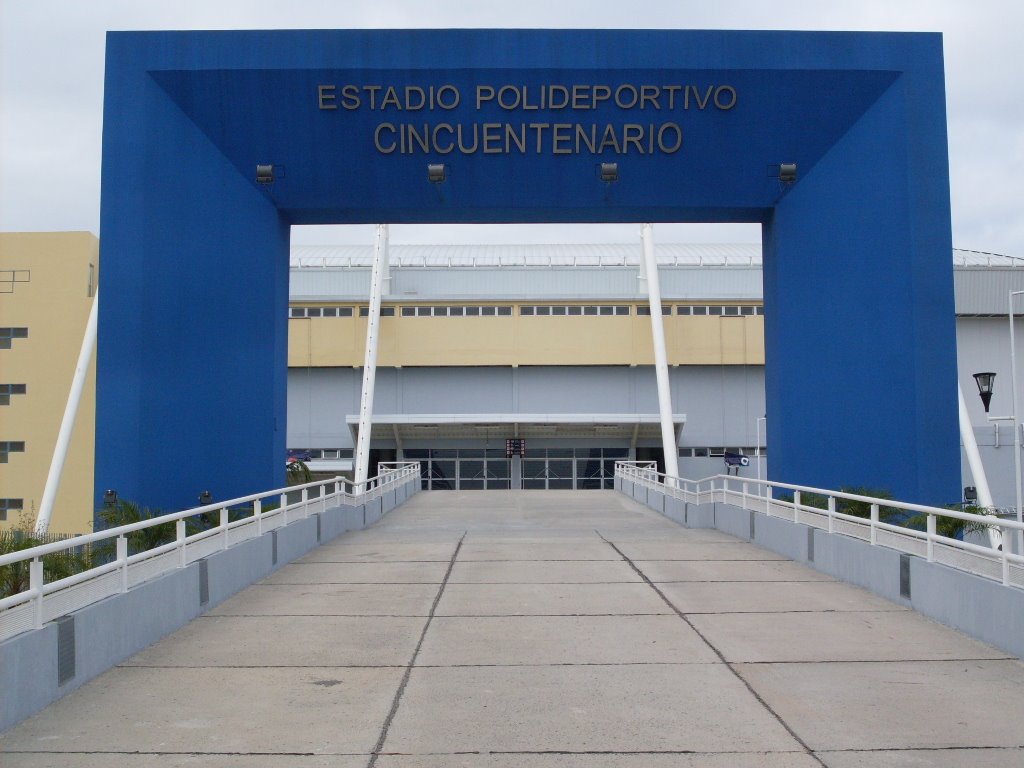 Estadio Polideportivo Cincuentenario. Arco de Entrada by Manuel Ferreira