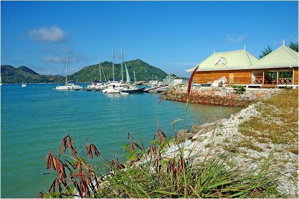 Ferry Praslin,2005 by Tianzhan