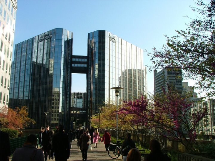 La Défense, côté sud,Les Miroirs by rv8427