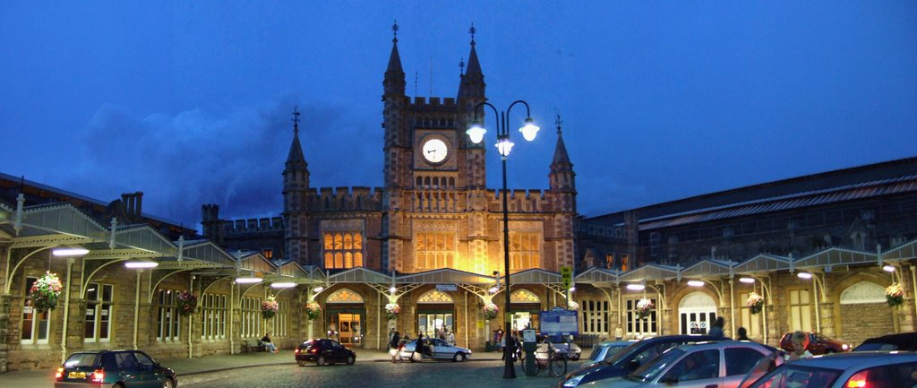 Bristol Temple Meads by eDJaDe