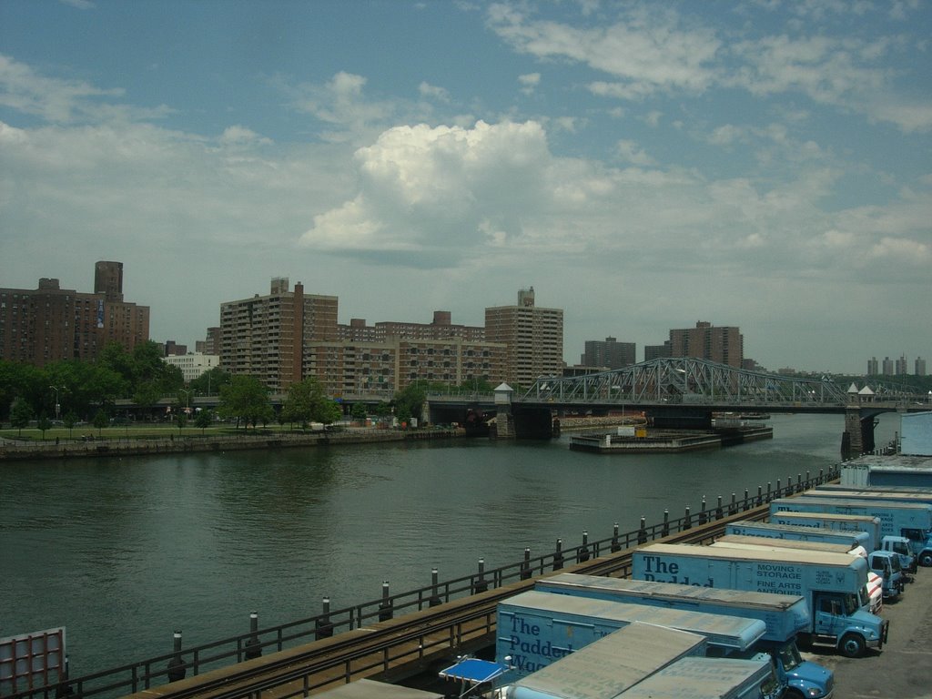 East River from rail bridge by aaron 1