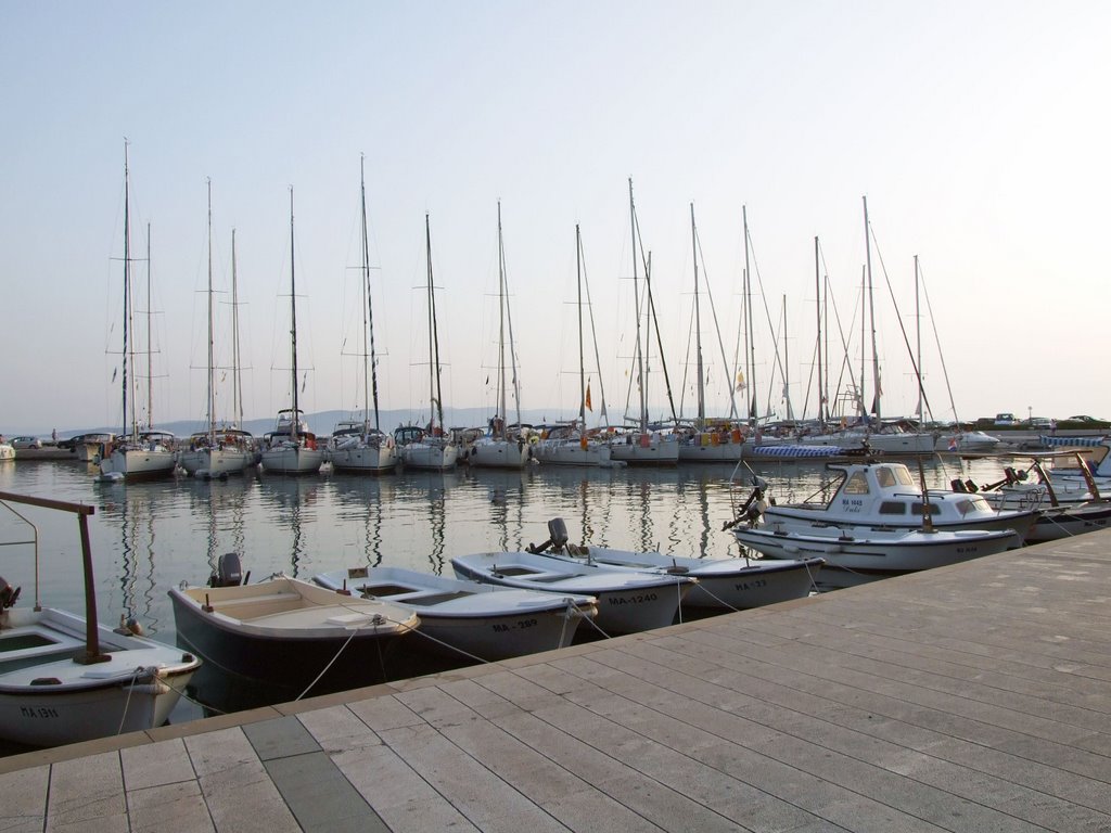 Baška Voda, Croatia by Liahkim Nikrutab