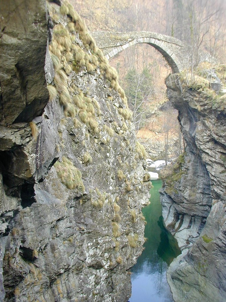 Varallo Sesia - Ponte della Gula by carlissima