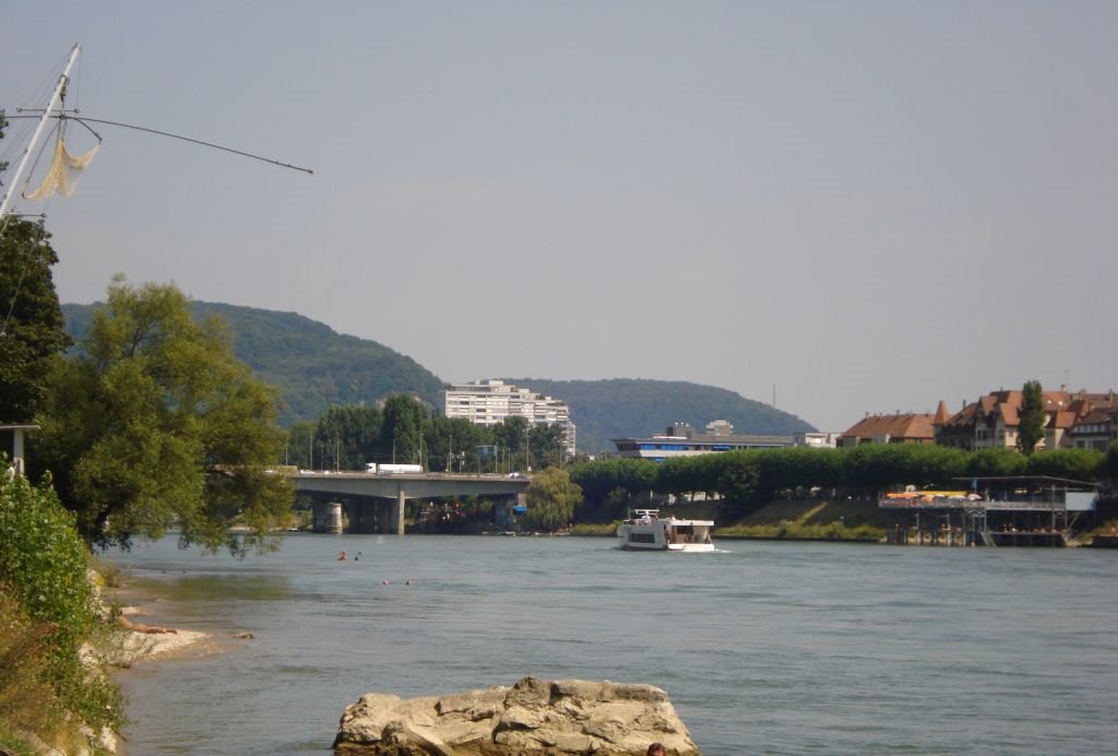 Rhein in Basel by Thomas Merz-Abt