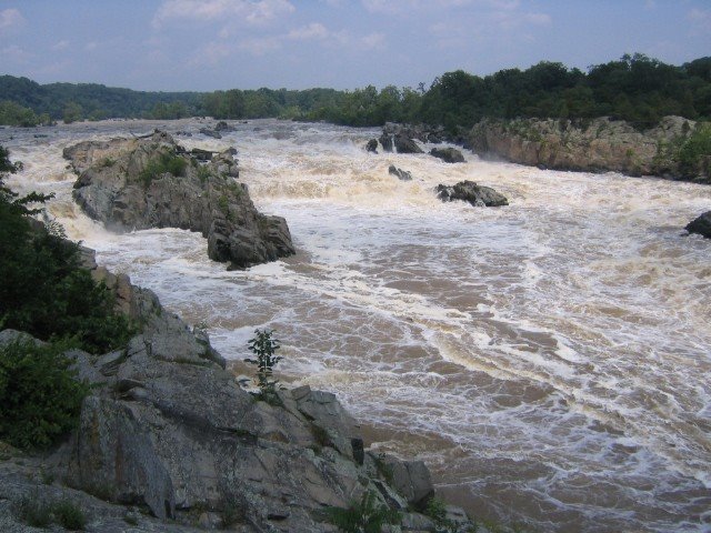 Great Falls Park flooded by dynamitedave.com