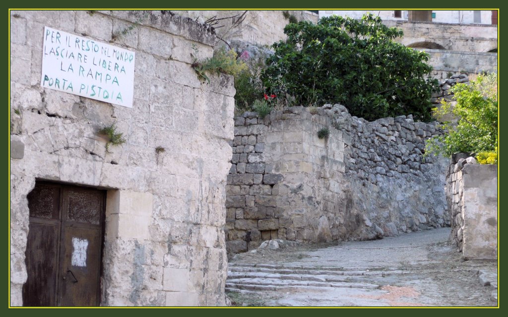 Matera : "per il resto del mondo" by Pom' Angers