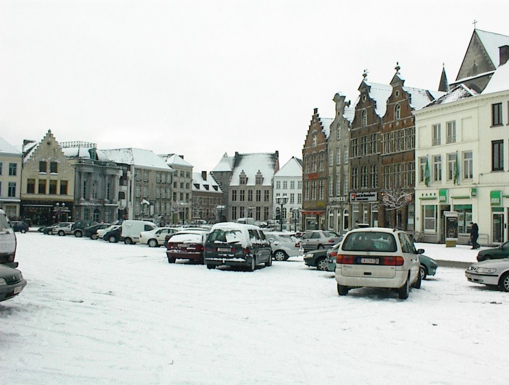 Oudenaarde, Belgium by C.Tomeci