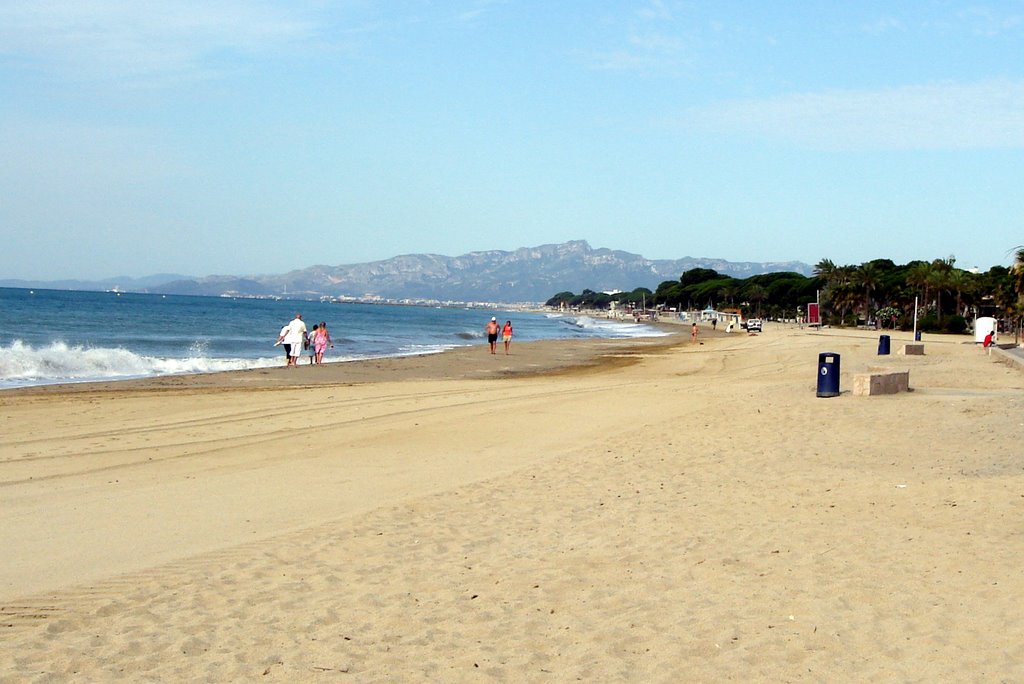 Cambrils, Tarragona, Spain by lunabelle