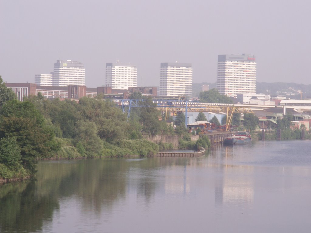 Mülheim a.d. Ruhr Iduna-Hochhäuser by Rorret