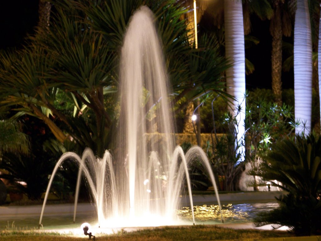 Princess Maspalomas Hotel Water Feature by crazygem