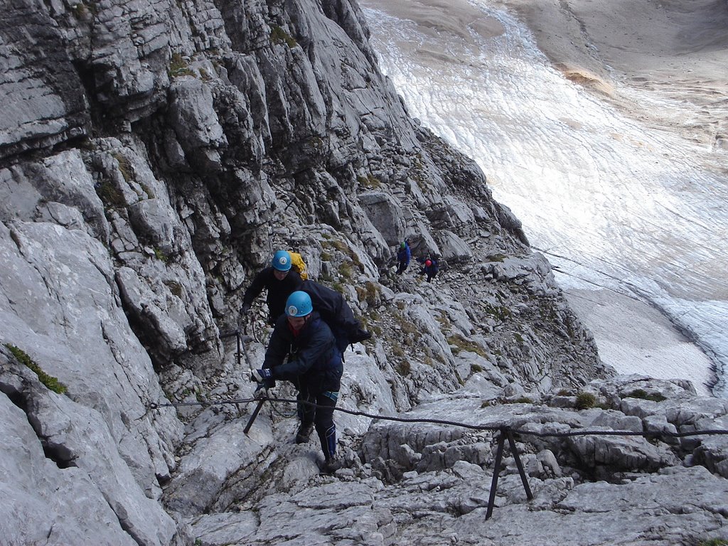 Klettersteig zum Zugspitzgipfel vom Höllental by Bergwanderverein