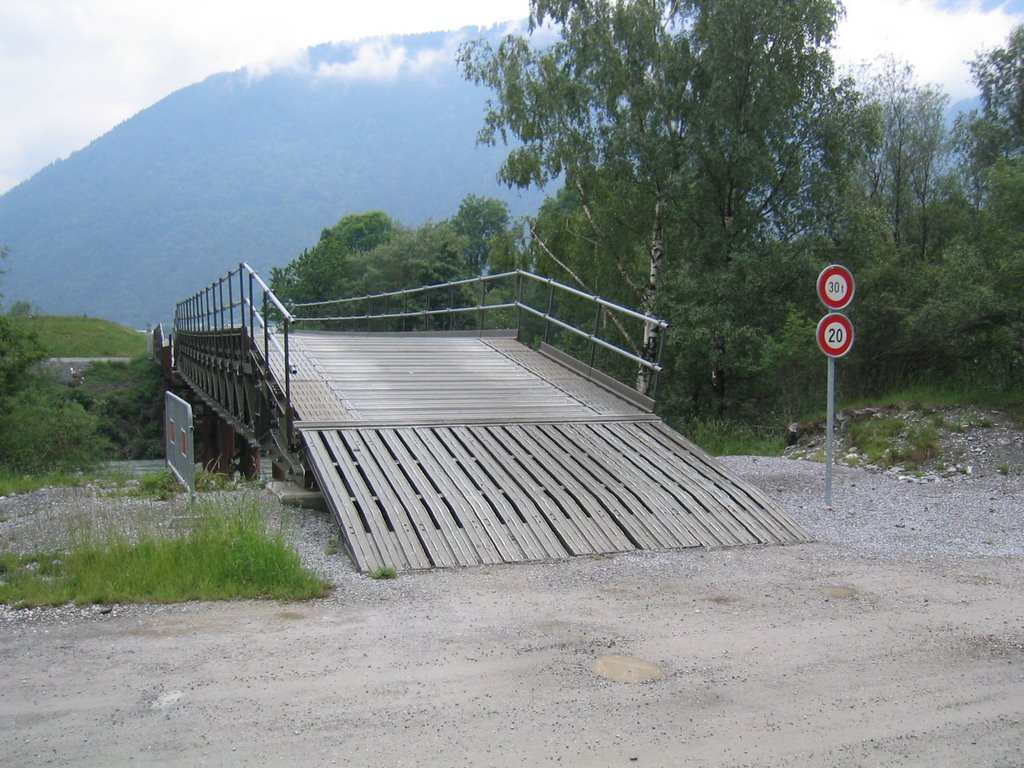 Militärbrücke bei Chur by Peter Nikles