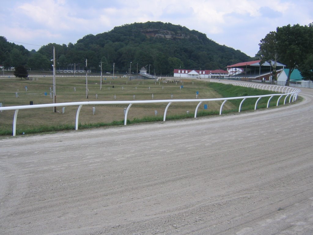 Lancaster Ohio Fairgrounds by dynamitedave.com