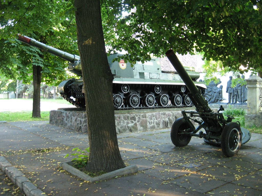 Chernihiv. Military Museum by patriot_psv