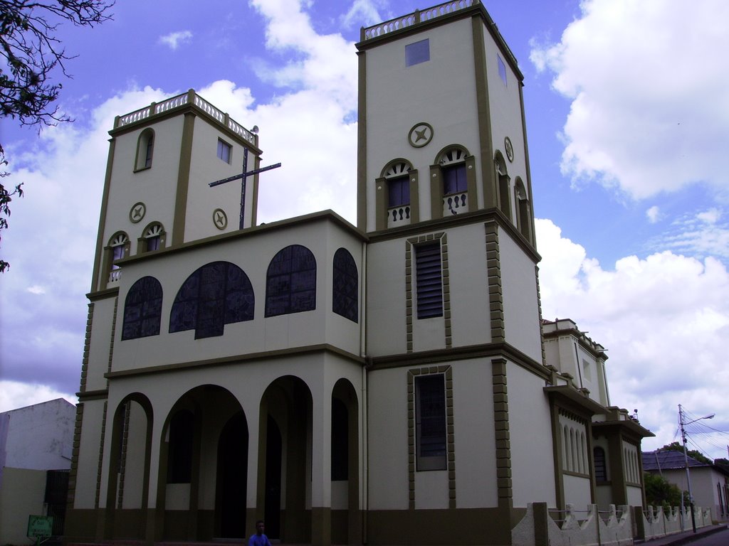 Iglesia Inmaculada, El Sombrero by NENOJOEL