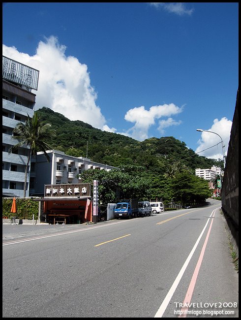 台東 知本溫泉區大街 Chipen Street view by Michael Linus