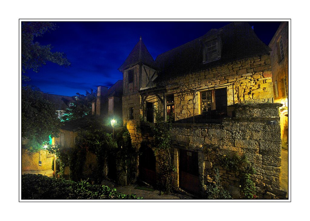 Rue Montaigne by Henri Manguy