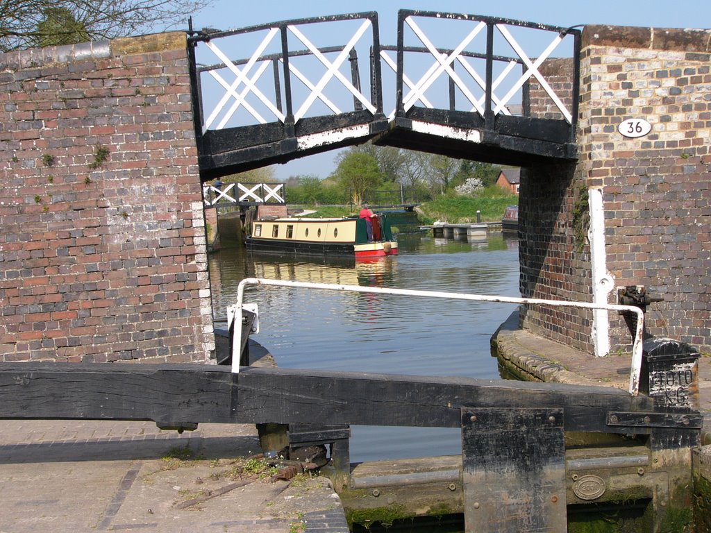 Canal and Wharf at Kingswood Junction by markobolwyn