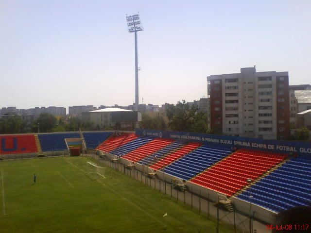 Stadionul Gloria by cruciatul