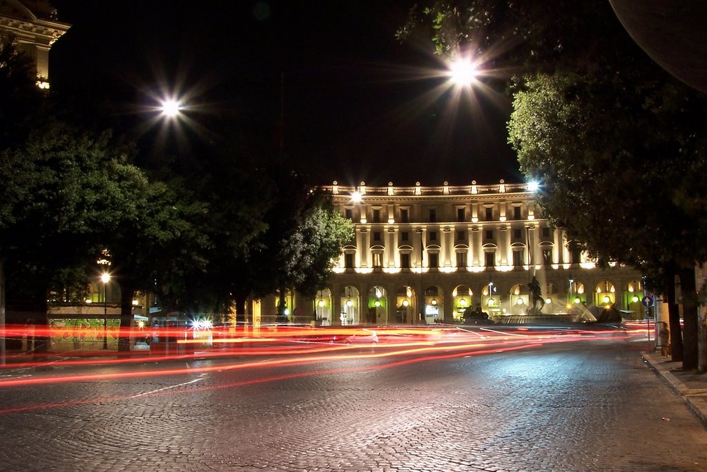 Roma Piazza Repubblica by Aleksander Rudnik