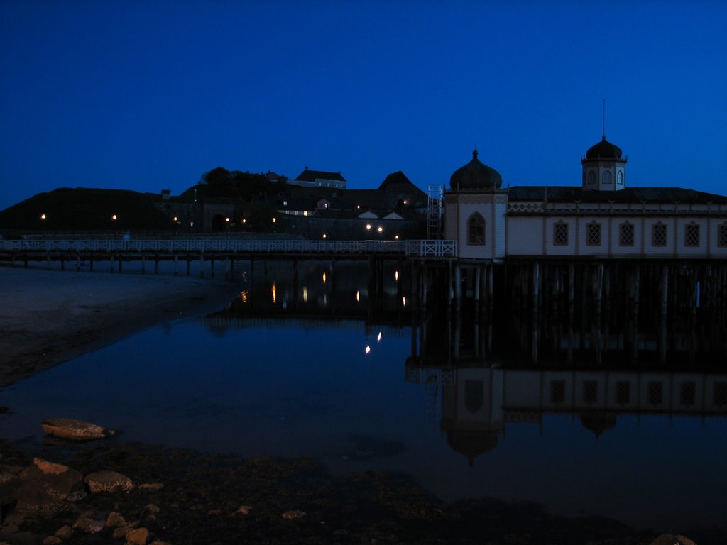 Cool Bathhouse by night by RoseMarin