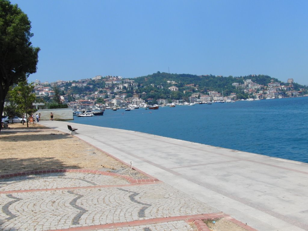 Istanbul,bebek seaside.. by ilhan parcali