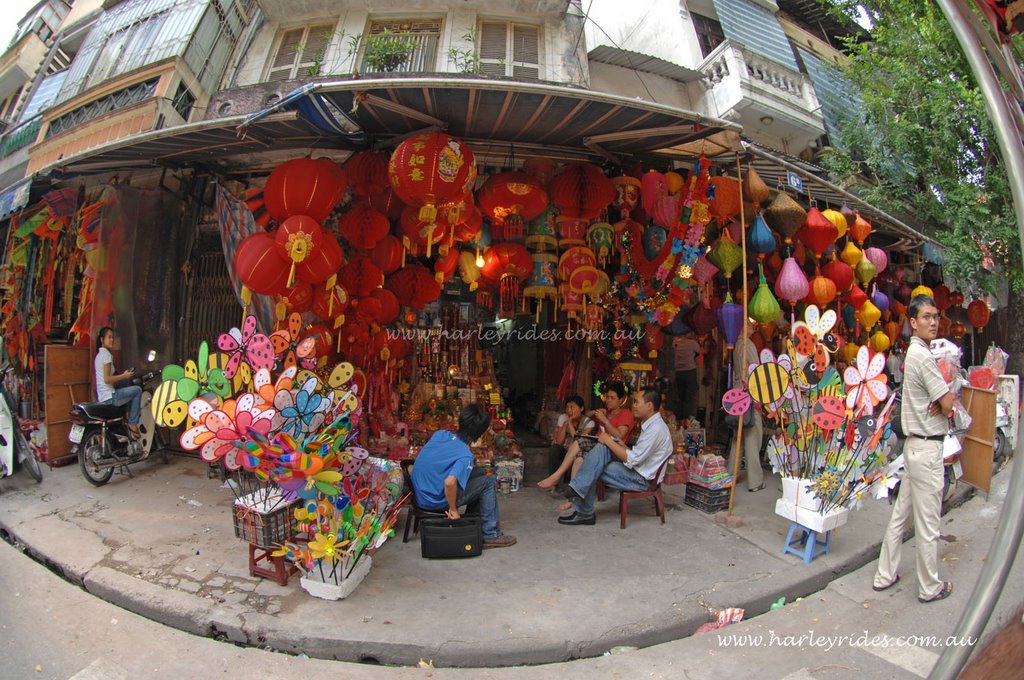 Hanoi by John Karmouche