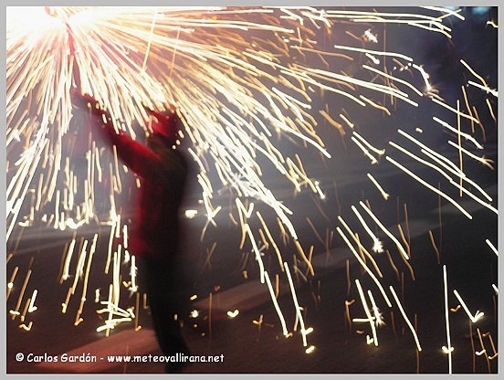 Correfoc de Sant Sebastià. Vallirana by Carlos Gardón López