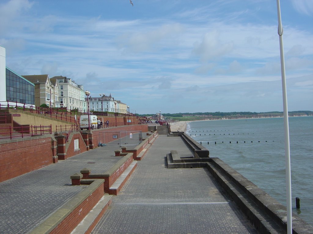 Bridlington,eastcoast UK. by L Johnson