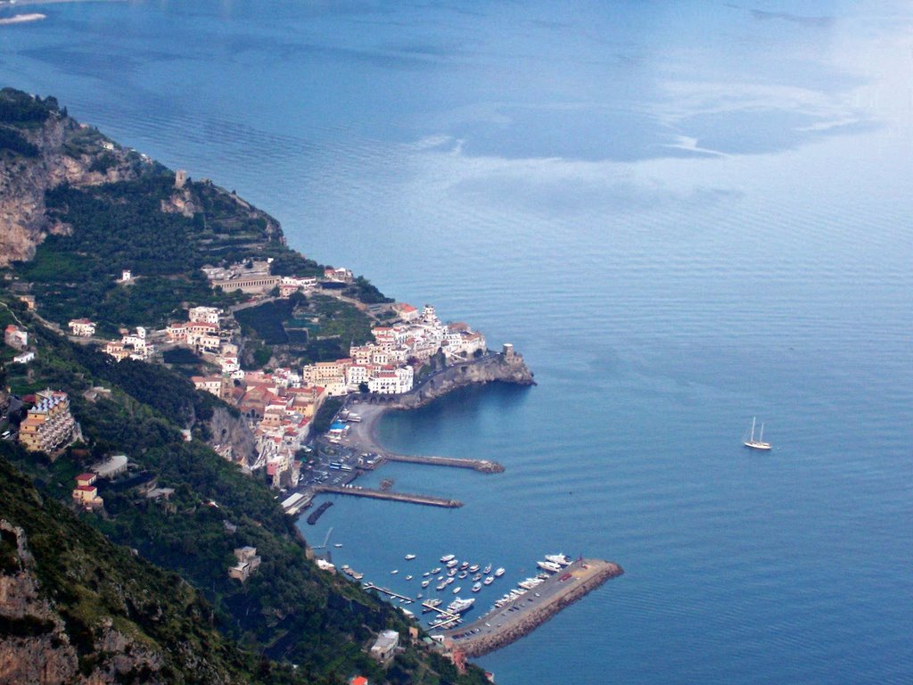 Amalfi vista da Casino Lauretino by domenico260