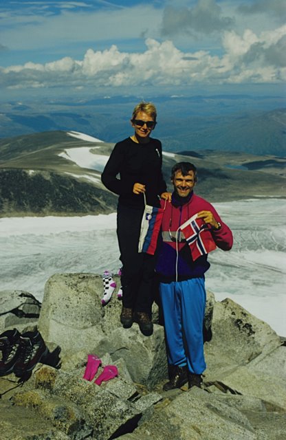 Galdhøpiggen 2469m July 2006 by Tacit