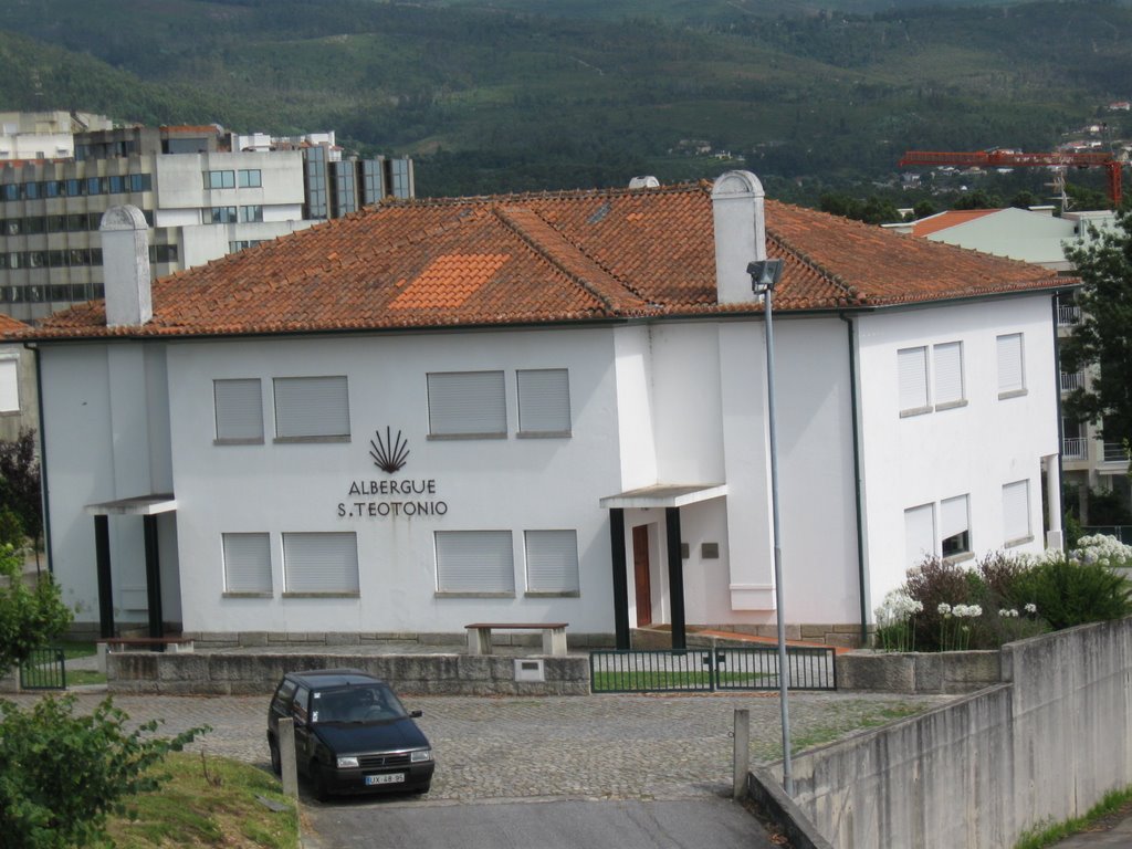 Albergue de peregrinos. Valença by Joaquín Vilas