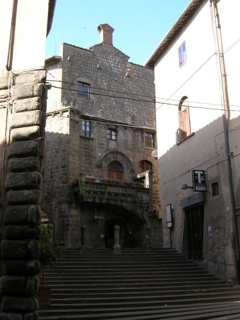 Viterbo - casa Poscia by donma