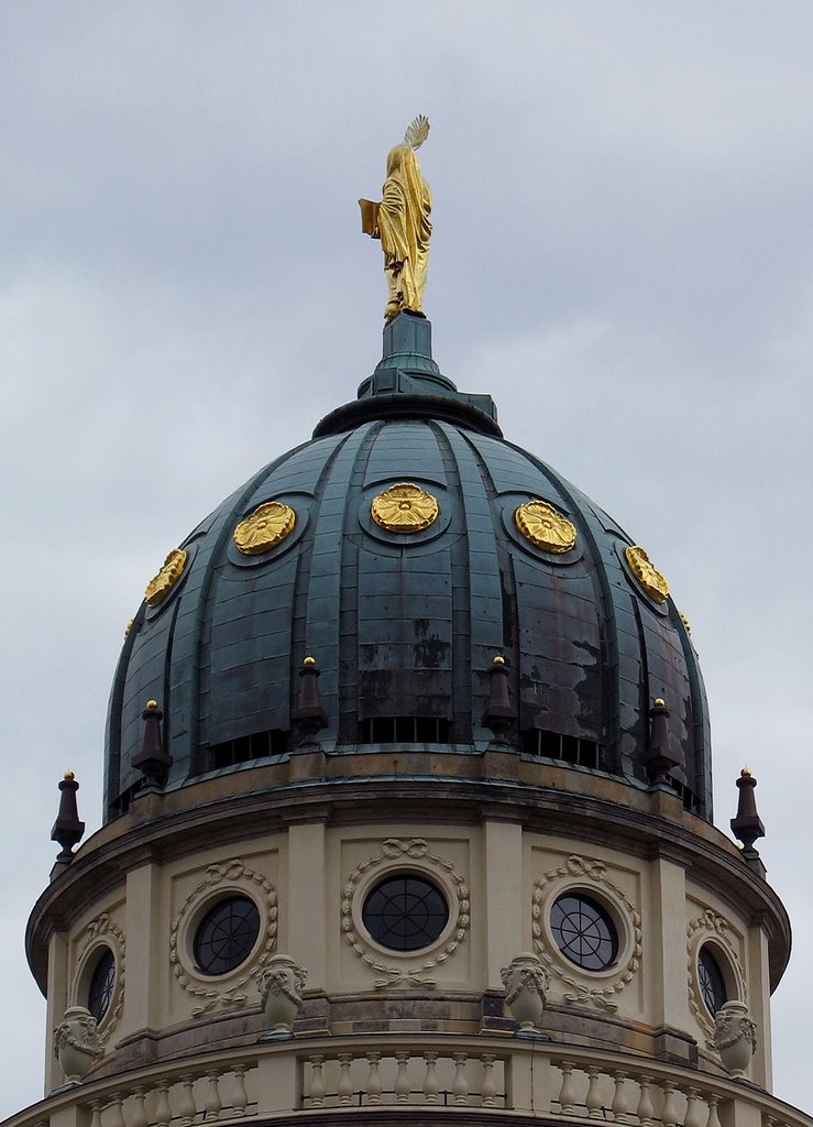 Kirche - Gendarmenplatz - Berlin by Francisco José Sánchez Sánchez