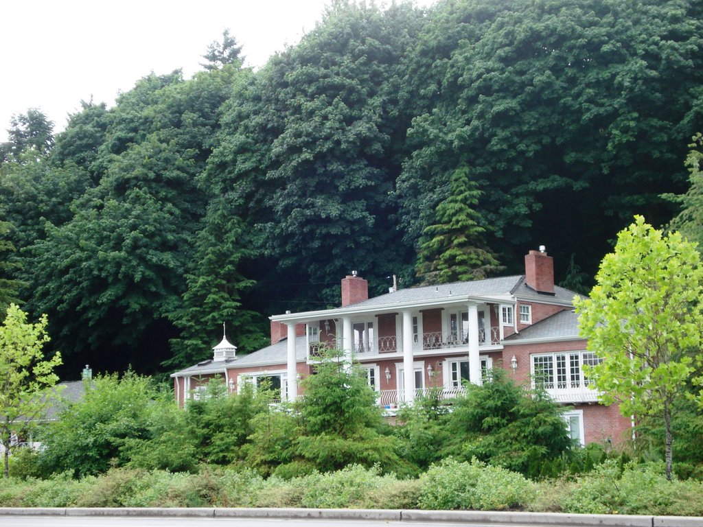 Historic house on Capitol Lake by Clara Bow