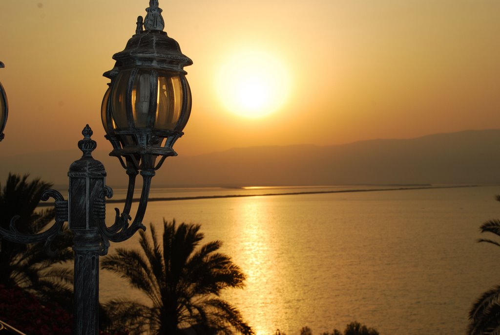 Dead sea at the morning by Peter Engbrecht