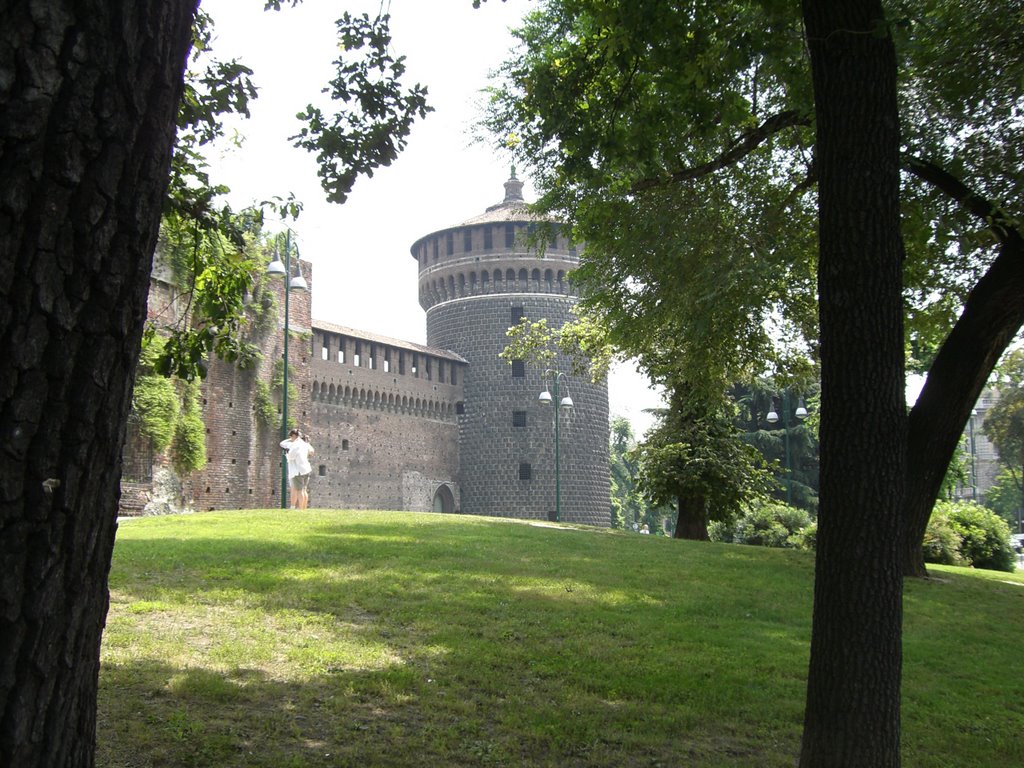 Castello degli Sforza by bisi980