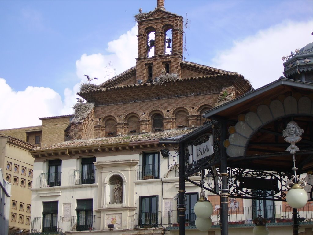 Plaza de los Fueros in Tudela (Spain) by RinkeR.