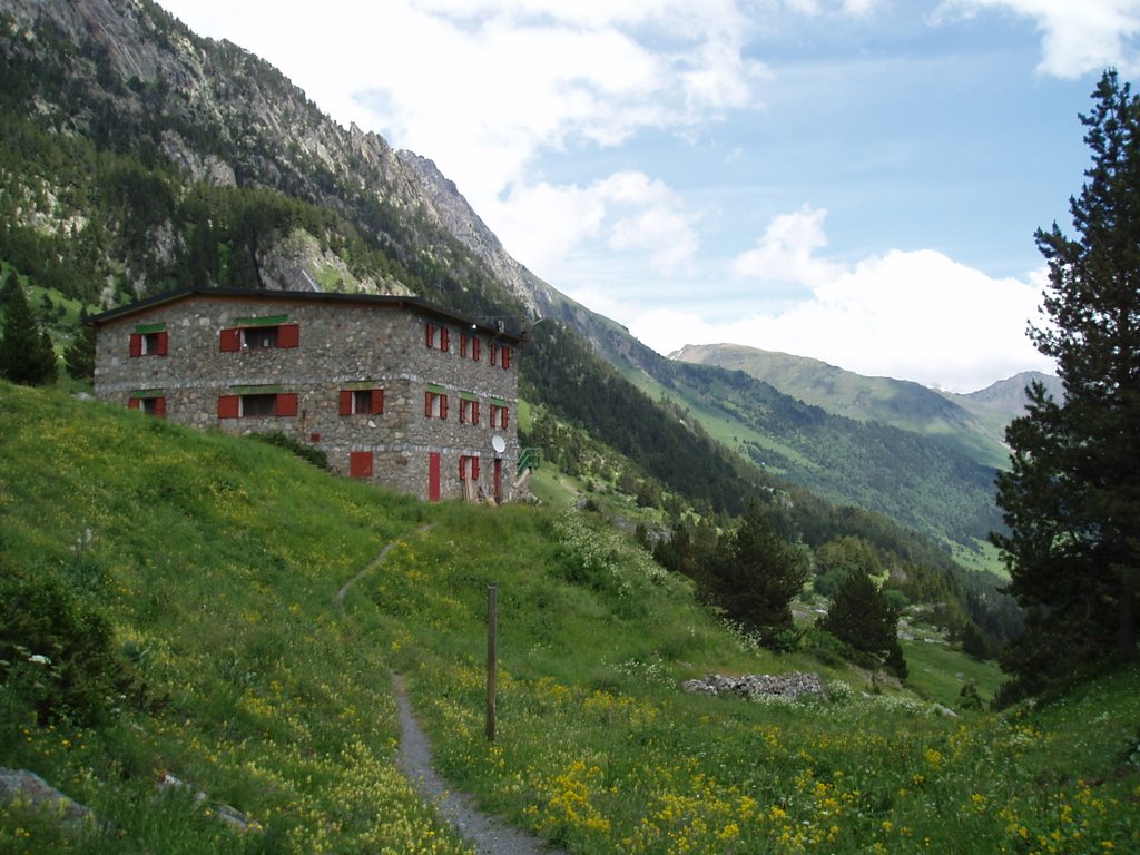 Refugio de Estós - Vuelta y ascenso al Posets by apeu net