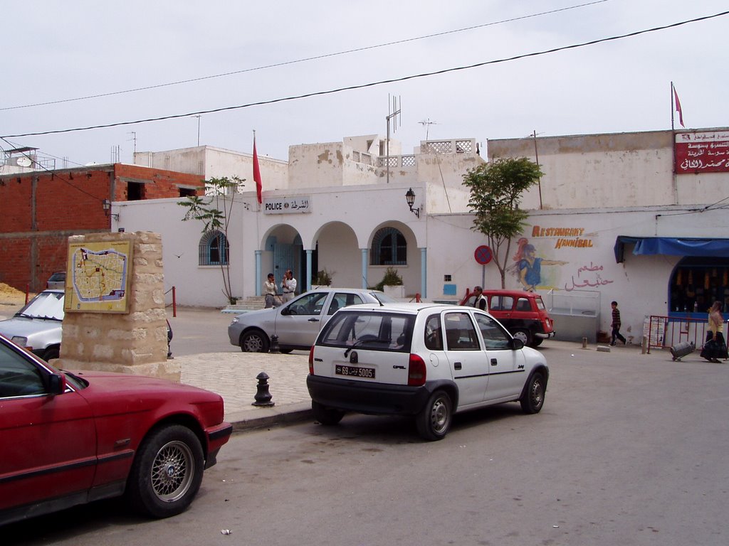 Police in Sousse 05.2008 by Lecho