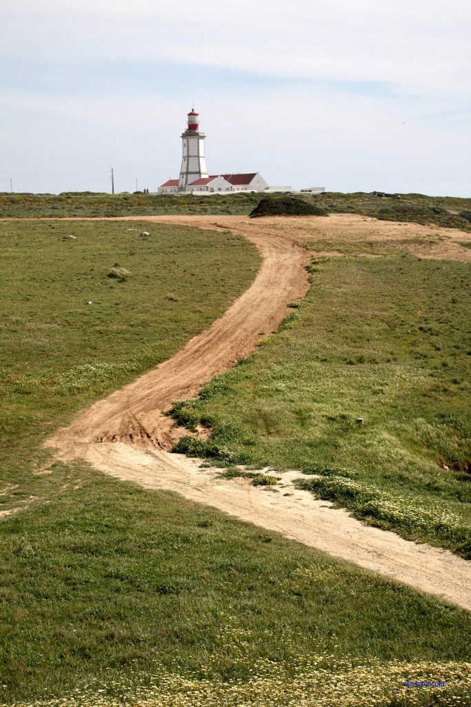 Farol do Cabo Espichel by windchillcold