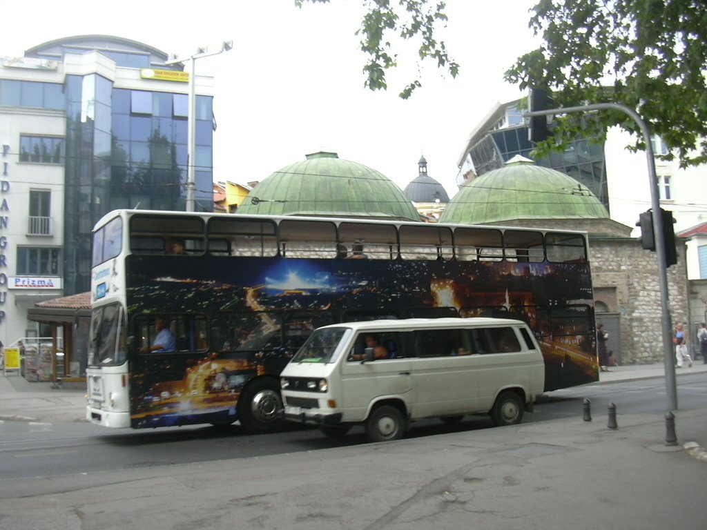 Turistički autobus by Zijo Eskić