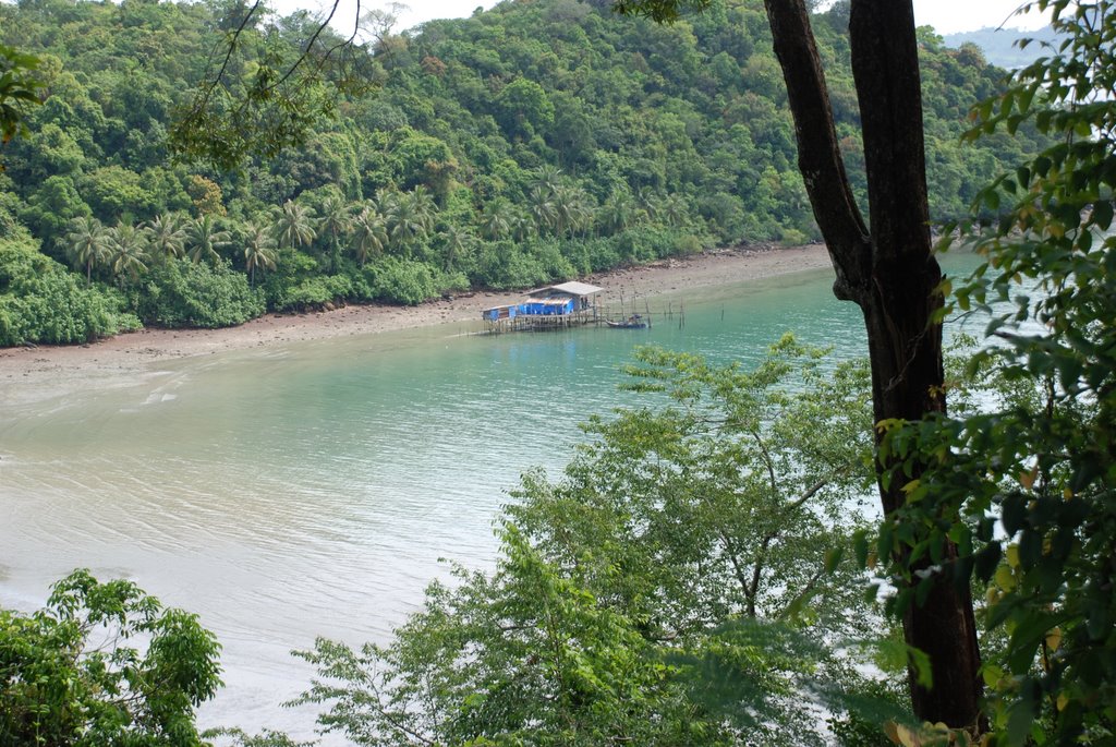 NEAR THE PORT KO CHANG by hasanski5