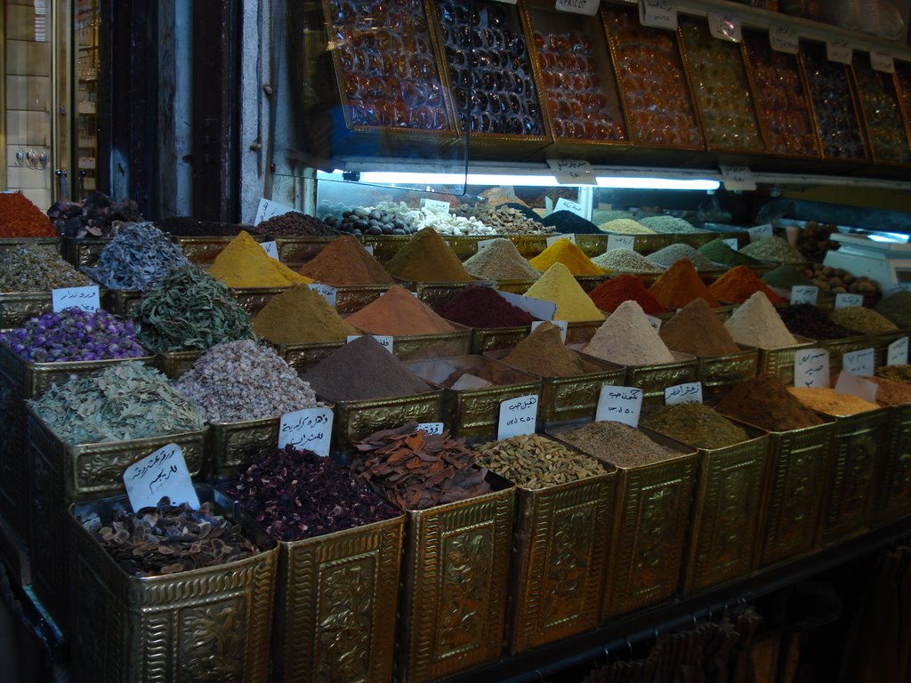 Spices, old souq by Paul Faris