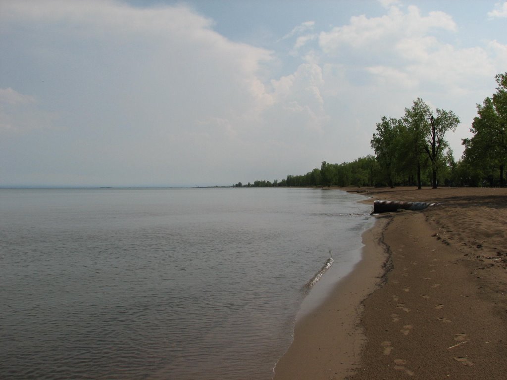 Turkey Point Beach by ve2jgs