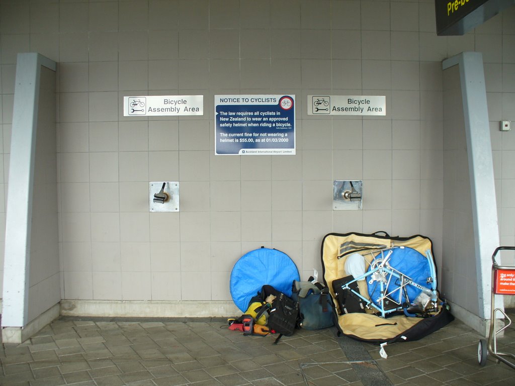 Bicycle assembly area, Ray Emory Dr., AKL by Bruce Liu