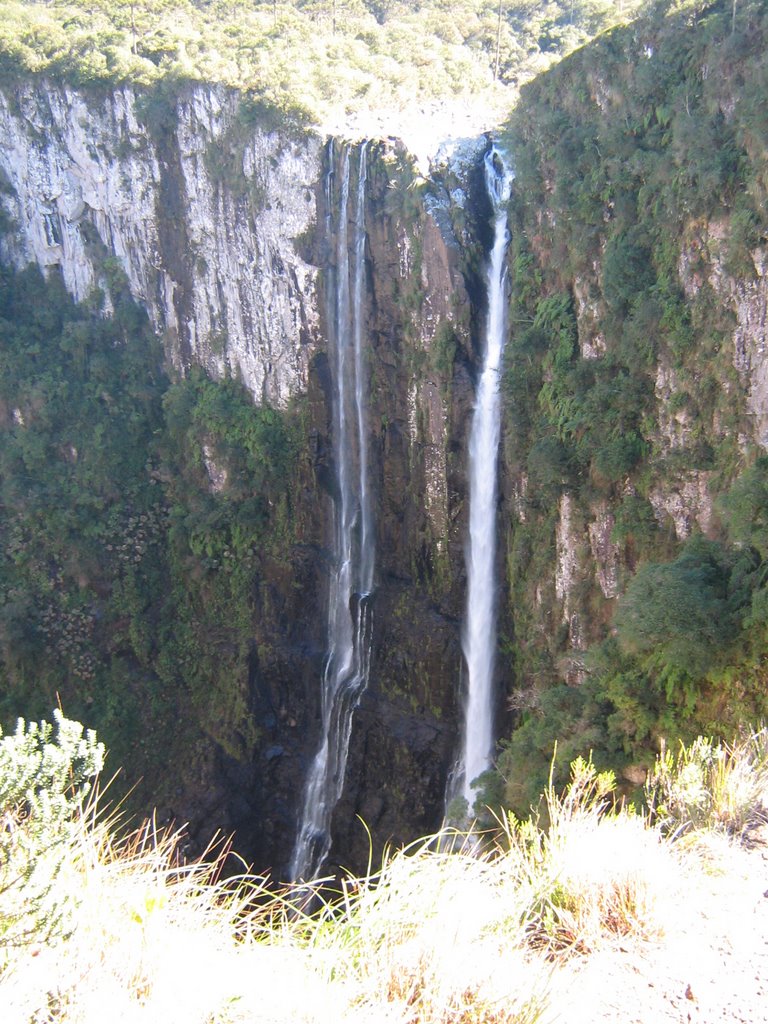 Véu de Noiva - Itaimbezinho - Cambará do Sul - RS by Marcelo Baum