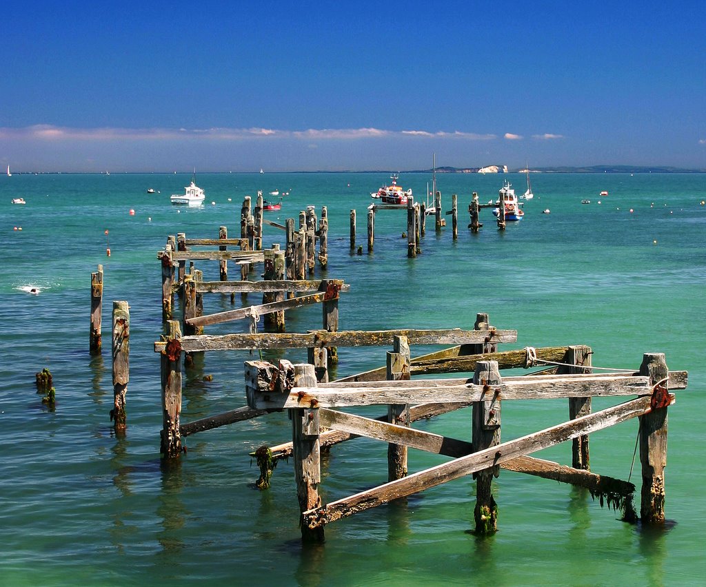 Swanage Old Pier by steve.millward